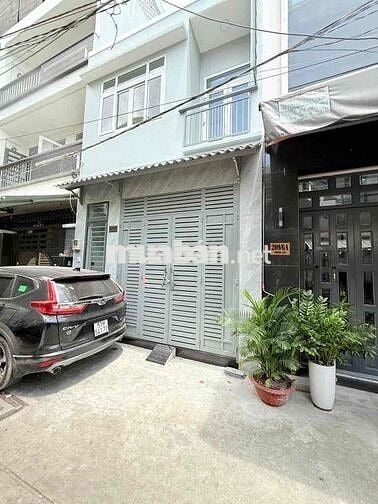 Nhà ngay Vườn lài - Dt:4,6x10- đúc 2 tầng - hẻm 6m- Chỉ 5.xtỷ