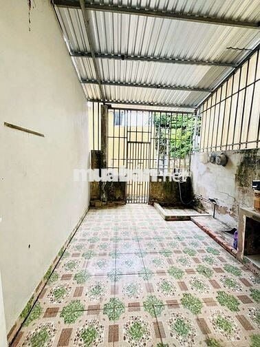 CHO THUÊ NHÀ:
TRỆT 1 LẦU MỚI ĐẸP - 2 MÁY LẠNH, KDC PHÚ AN