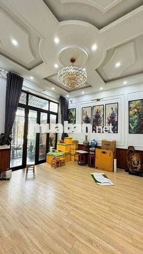 NHÀ 2 LẦU GIÁ TỐT - KDC NAM LONG