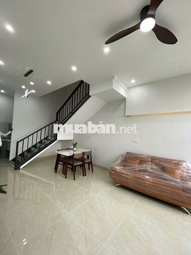 nhà 1 lầu 1 trệt tân phong cách nhà thờ thuận hoà 200m, giá 1ty550