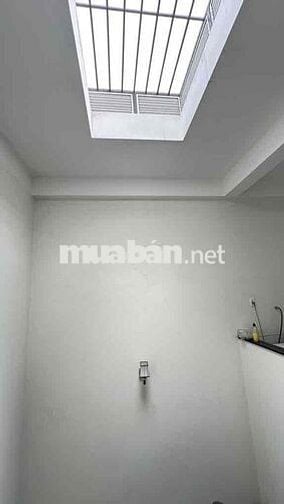 NHÀ PHONG CÁCH BIỆT THỰ MINI NGANG ĐẸP 7M SÁT PHAN VĂN HỚN ĐƯỜNG 7M