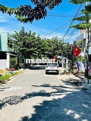 Bán lô đất siêu đẹp tại chợ Bến Cát Bình Dương .Đất sổ đỏ 100m2 gl