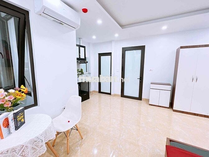 Phòng trọ 30m2 569 lạc long quân quân tây hồ