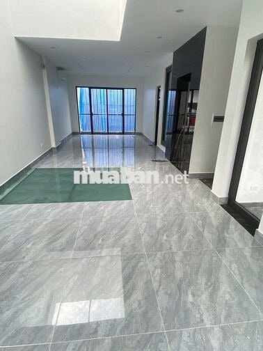 LK HOÀNG THÀNH VILLA - NGUYỄN VĂN LỘC, 120m2 x 6Tầng, MT:7m. Thang máy