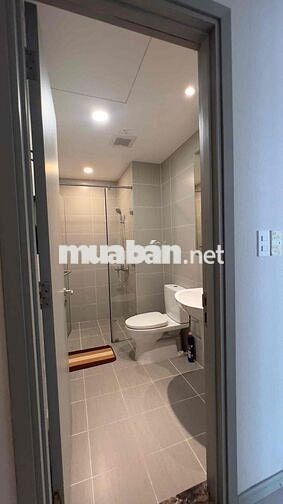 Cho thuê căn hộ The Gold View 2PN 2WC 81m2 view sông NTCB 18.5tr/tháng