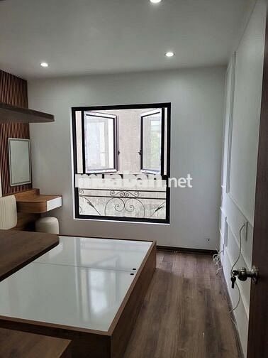 CHO THUÊ NHÀ Ở 5 TẦNG - MỚI - NỘI THẤT ĐẦY ĐỦ SẴN Ở - GIÁ RẺ 8.5 TRIỆU