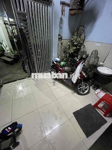 NGỢP BANK NHÀ 5 TẦNG GẦN TÔ KÍ NGUYỄN ẢNH THỦ GIÁ SIÊU RẺ