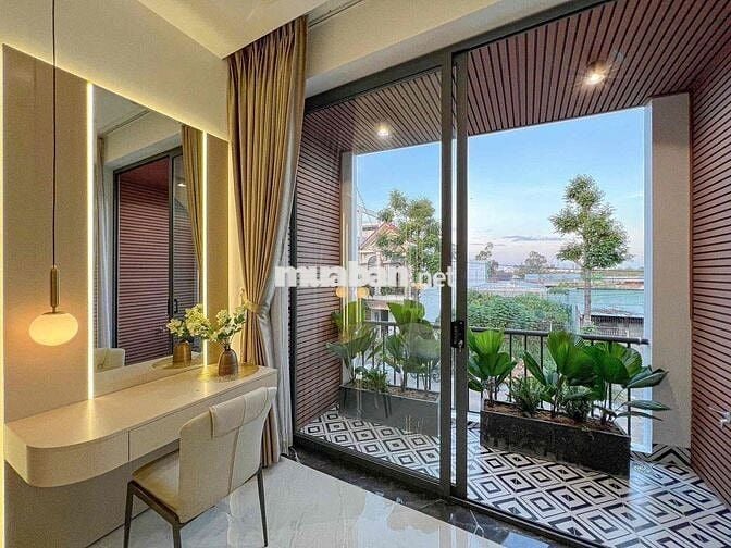 BÁN NHÀ 1 TRỆT 1 LẦU, SỔ RIÊNG VÀO Ở LIỀN