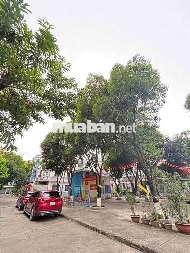 CHO THUÊ NHÀ NGUYÊN CĂN HẺM xe tải tới nhà