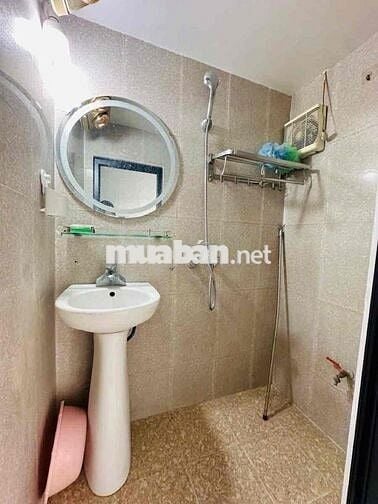 Bán nhà tập thể phố Minh Khai ngõ nông nhà đẹp 2 thoáng ở ngay 50m T3