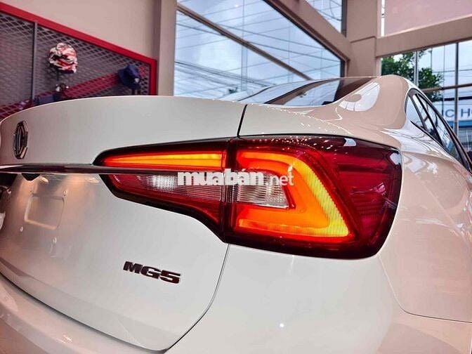 MG MG5 2024