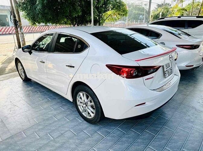 Mazda 3 2018 1.5 AT Sedan - 34000 km
