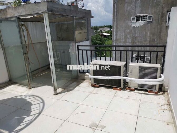 Chính chủ cho thuê nhà NC đúc 3 tấm, 4x19m, Bình Thành, Bình Tân
