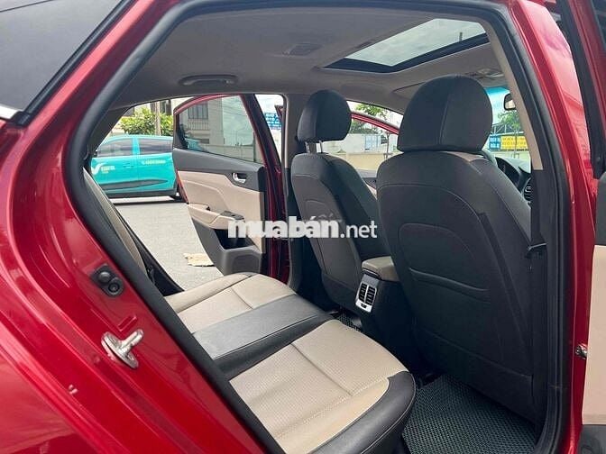 Hyundai Accent 2022 1.4 AT cao cấp - 40000 km