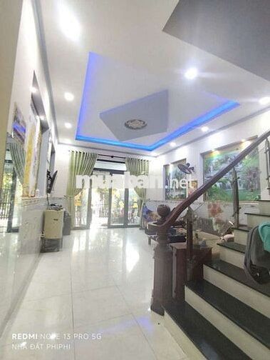 Nhà mặt tiền Kinh doanh bun bán được