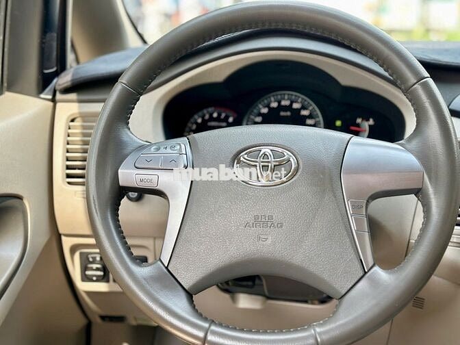 Toyota Innova 2015 G