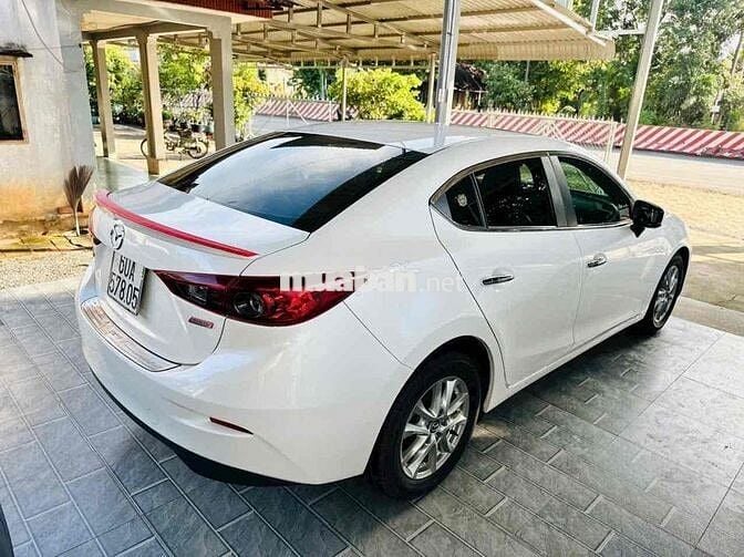 Mazda 3 2018 1.5 AT Sedan - 34000 km