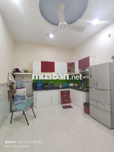 Nhà mặt tiền Kinh doanh bun bán được