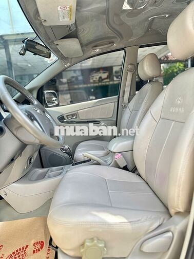Toyota Innova 2015 G