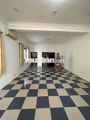 Nhà Nguyễn Đình Chính 4.8x16 Trệt.3L Trống suốt.4wcsàn trống rộng