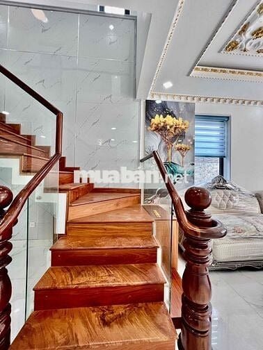 Nhà Biệt Thự Senturia DT 300m2 1Trệt 2Lầu 3Pn 4Wc Khu Víp Vườn Lài