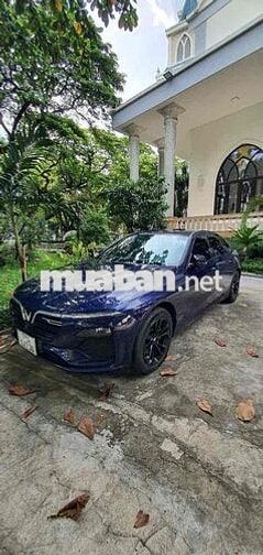 VinFast Lux A2.0 2022 A2.0 Tiêu chuẩn - 30000 km