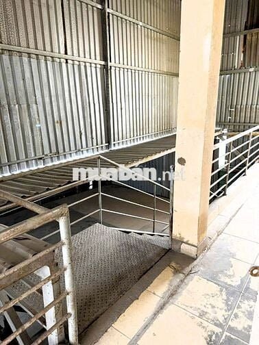 cho thuê kho xưởng Hiệp Bình Chánh 800m2 có văn phòng đường nhựa 8m