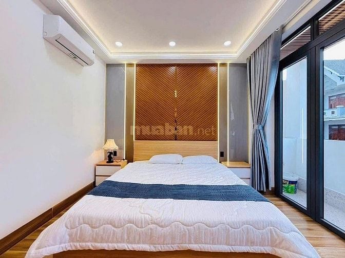 Giá hạ bất ngờ - Chỉ 4 tỷ 290 - Sở hữu căn nhà Cao Thắng - Quận 3 