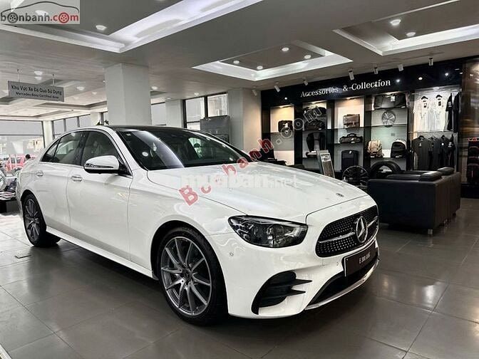 Mercedes Benz E300 AMG 2025 - 2 Tỷ 200 Triệu