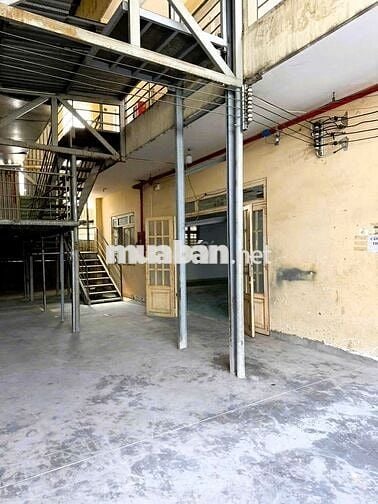 cho thuê kho xưởng Hiệp Bình Chánh 800m2 có văn phòng đường nhựa 8m