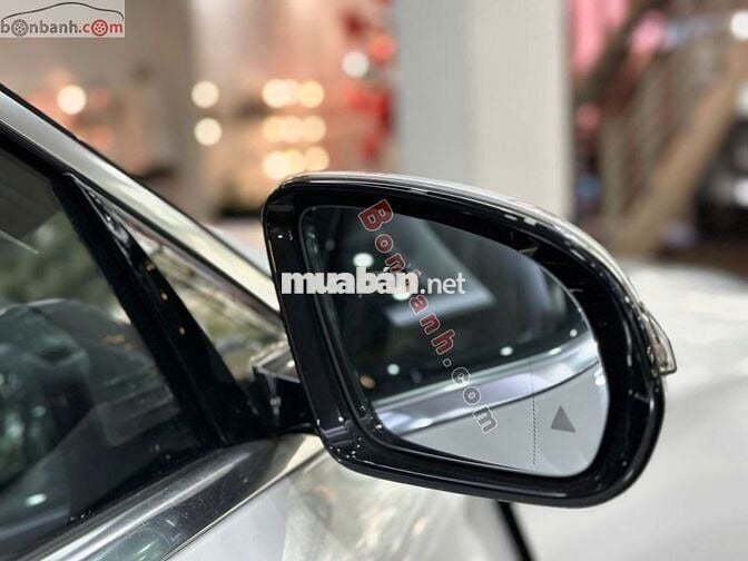 Mercedes Benz E300 AMG 2025 - 2 Tỷ 200 Triệu