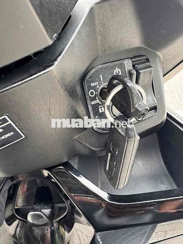 Vario 125 biển 67 Long Xuyên