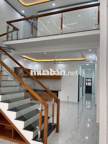 Bán nhà gác lửng gần trạm thu phí, sổ hồng riêng full thổ cư