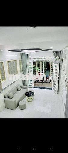 NHÀ CÓ SỔ HỒNG - NGAY CHỢ LÔ ĐẤT - TT NHÀ BÈ