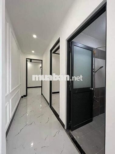 Bán nhà gác lửng gần trạm thu phí, sổ hồng riêng full thổ cư