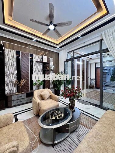 SIÊU PHẨM 3 LẦU + NỘI THẤT XIN XÒ - KDC 91B