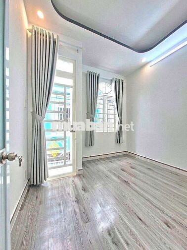 NHÀ CÓ SỔ HỒNG - NGAY CHỢ LÔ ĐẤT - TT NHÀ BÈ