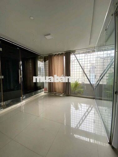 🏡 CHO THUÊ NHÀ MẶT TIỀN – NGUYỄN ĐÌNH CHÍNH, P.11, PHÚ NHUẬN