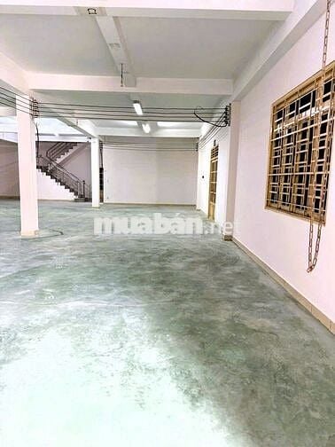 cho thuê kho xưởng Hiệp Bình Chánh 800m2 có văn phòng đường nhựa 8m