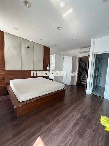 NHÀ HẺM ÔTÔ 18A NGUYỄN THỊ MINH KHAI, QUẬN 1 – GIÁ 22 TRIỆU