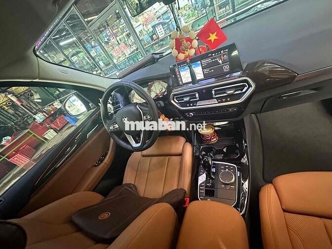 BMW X3 2024 sDrive20i - 7000 km