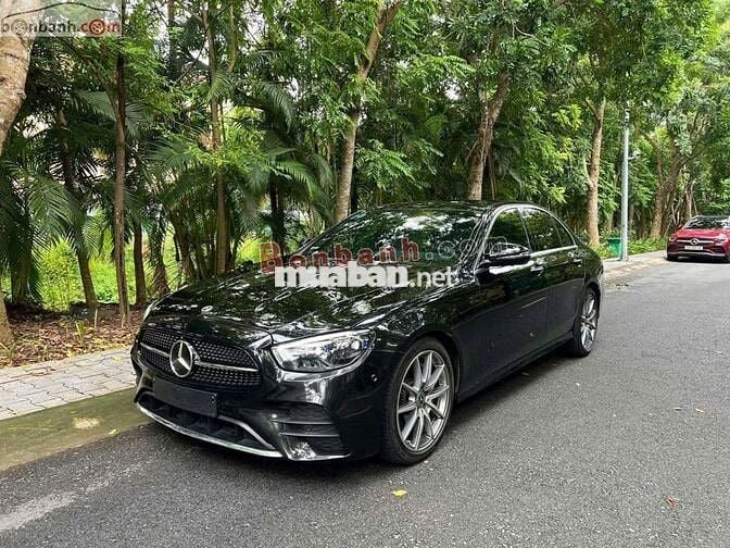 Mercedes Benz E300 AMG 2021 - 1 Tỷ 799 Triệu