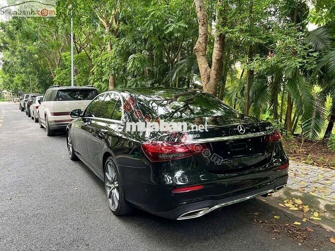 Mercedes Benz E300 AMG 2021 - 1 Tỷ 799 Triệu