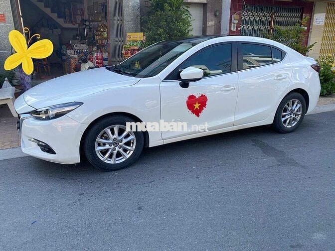 Mazda 3 2018 1.5 AT Sedan