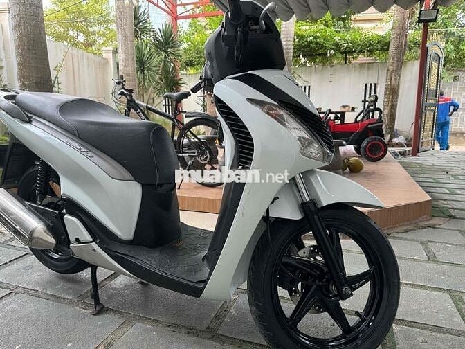 SH VIỆT KIỀU Ý- XE ĐẸP CHÍNH CHỦ CẦN BÁN GẤP