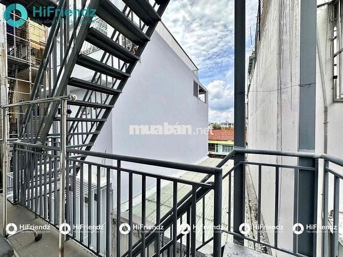Phòng rộng 25m2 máy giặt riêng ngay khu bông sao