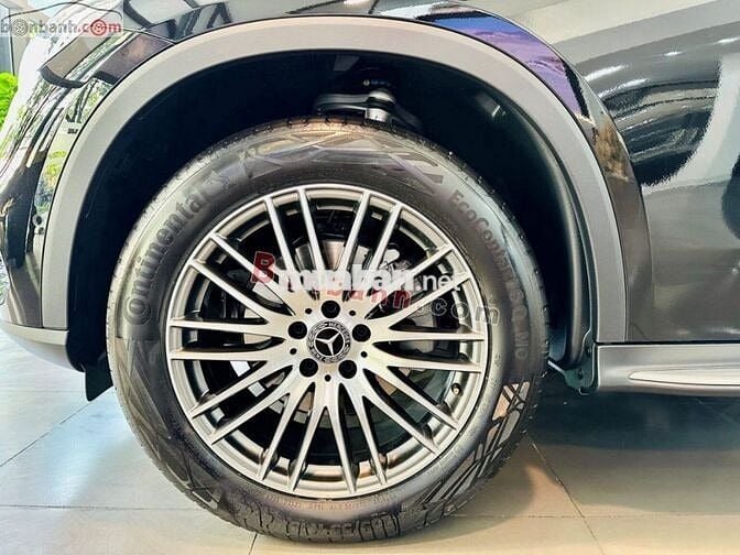 Mercedes Benz GLC200 4Matic 2025 - 2 Tỷ 99 Triệu