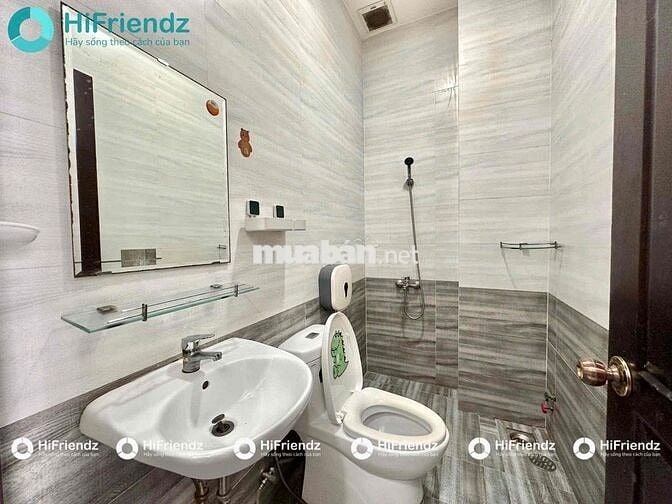 Phòng rộng 25m2 máy giặt riêng ngay khu bông sao