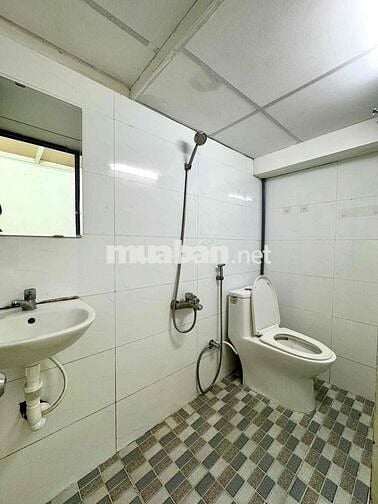 DUPLEX 4NG 4XE THOẢI MÁI LUN NHÁ NGAY QUANG TRUNG