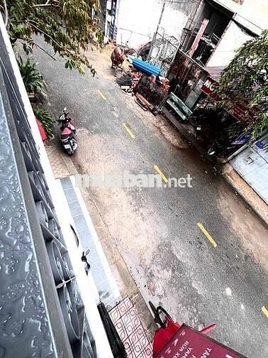 DỰ ÁN MỚI XÂY NỘI THẤT FULL MỚI CÓ THANG MÁY HẦM GIỮ XE - KHOÁ VÂN TAY